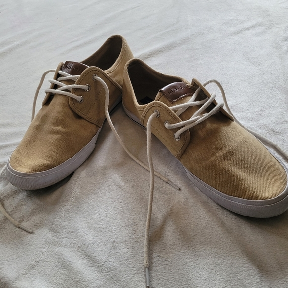 TOMMY HILFIGER Shoes - Picture 3 of 12